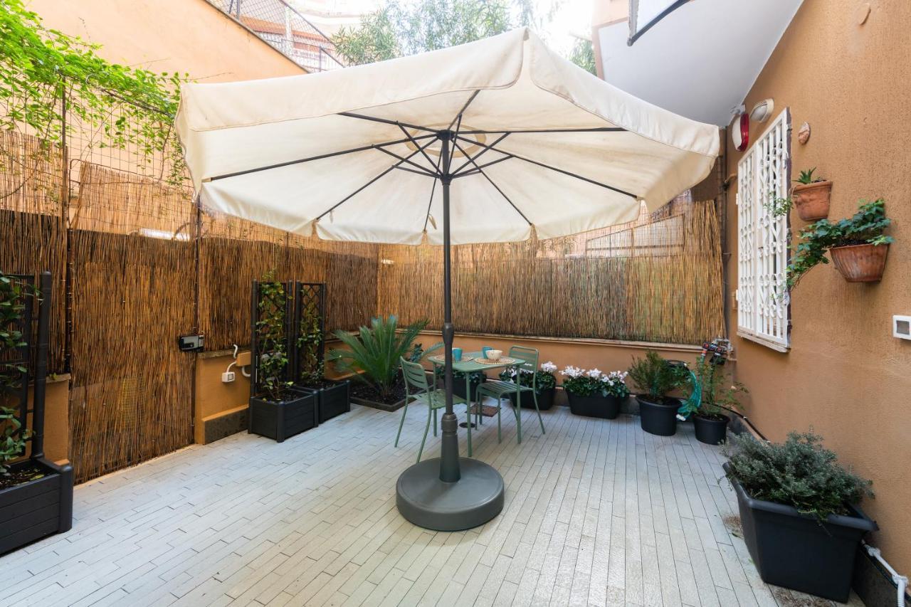 Casa Vegezio Near Vatican Museum And Metro Cipro Private Garden Check-In From 3 Pm To 10 Pm Exterior photo
